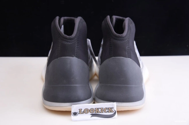 Adidas Quantum YZY Yeezy QNTM Q46473 1202